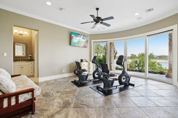 Fitness Equipment, Interior, Recessed Lighting