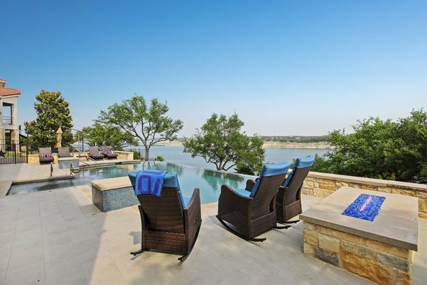 Exterior, Pool, Water