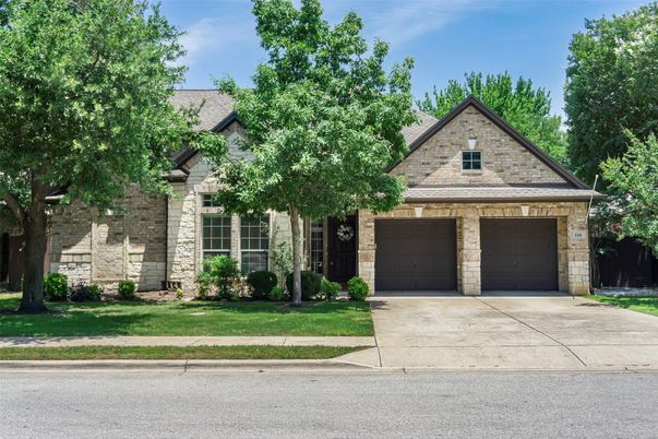 Attached, Exterior, Facade, Brick Traditional