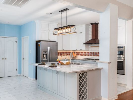 Interior, Kitchen, Pendant Lights, Stainless Steel Appliances