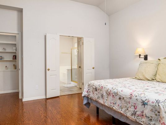 Bedroom, Interior, Wood Texture Flooring