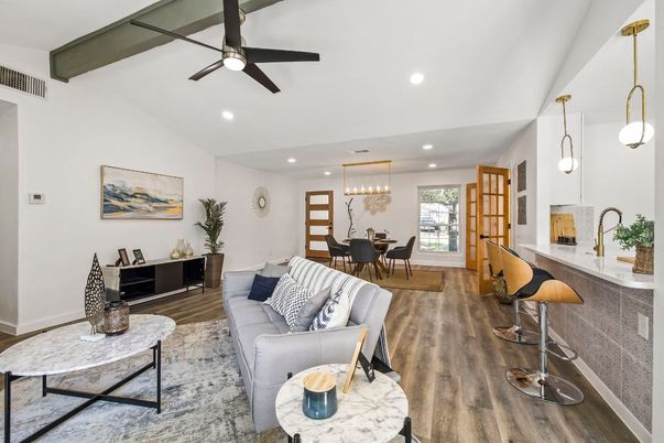 Dining room, Interior, Living room, Pendant Lights, Recessed Lighting, Wood Texture Flooring