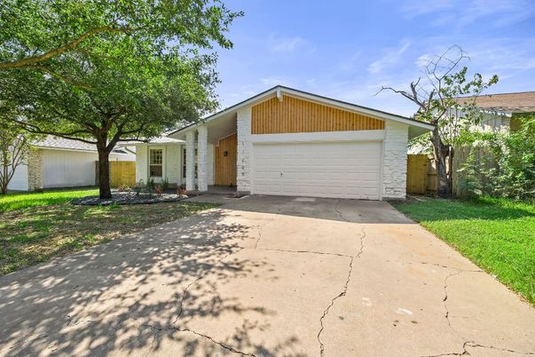 Backyard, Detached Garage, Exterior