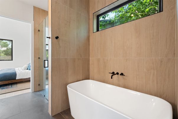 Bathroom, Bedroom, Free Standing Baths, Interior