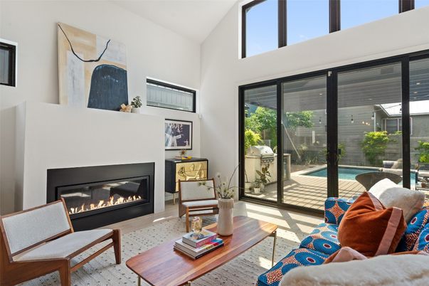 Fireplace, Interior, Living room