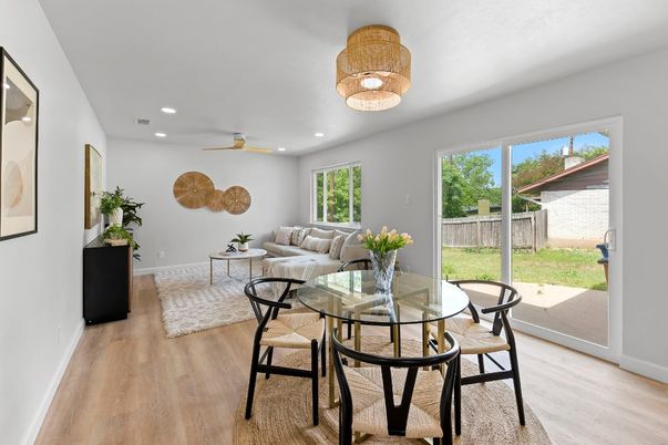 Chandelier, Dining room, Interior, Living room, Recessed Lighting, Wood Texture Flooring