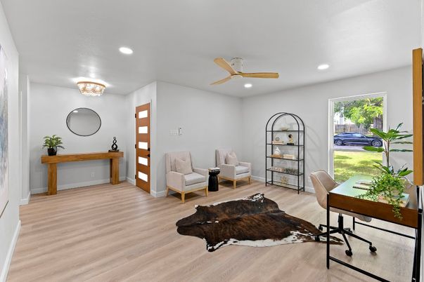 Home Office, Interior, Recessed Lighting, Wood Texture Flooring