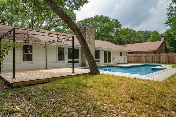 Backyard, Exterior, Pool