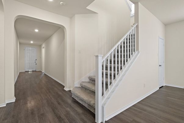 Interior, Recessed Lighting, Wood Texture Flooring