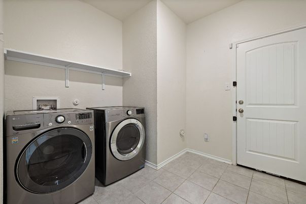 Interior, Washer