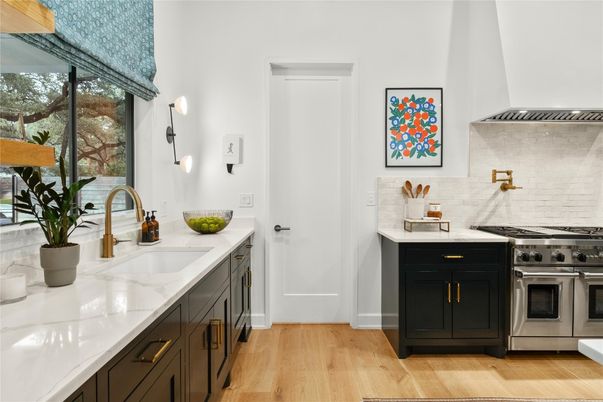 Interior, Kitchen, Stainless Steel Appliances, Wood Texture Flooring
