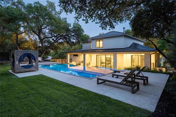 Backyard, Exterior, Pool