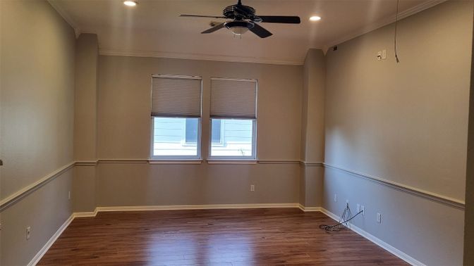Empty room, Interior, Recessed Lighting, Wood Texture Flooring