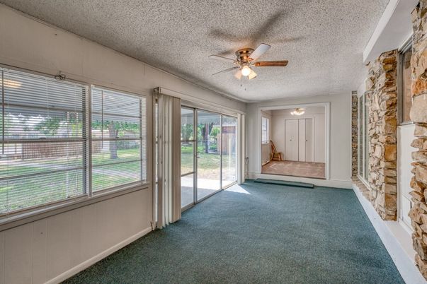 Empty room, Interior, Sun Room