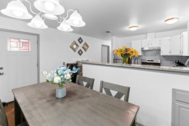Dining room, Interior, Kitchen, Stainless Steel Appliances