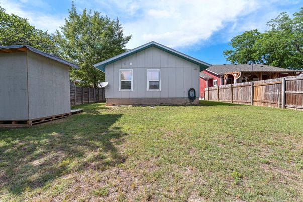 Backyard, Exterior