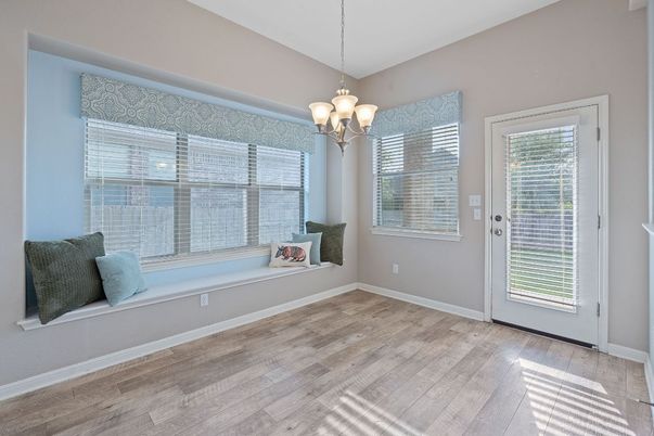 Chandelier, Empty room, Interior, Wood Texture Flooring