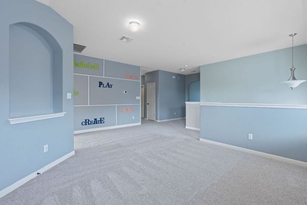 Empty room, Interior, Pendant Lights