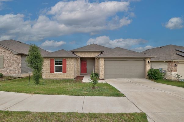 Attached, Exterior, Facade, Ranch