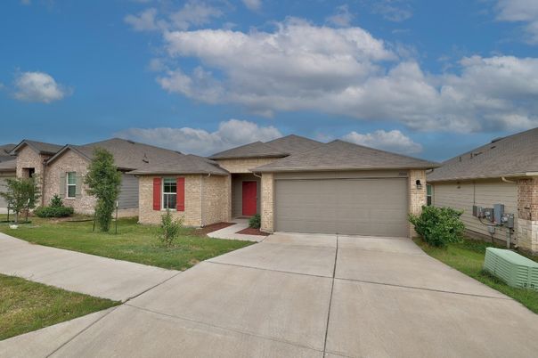 Attached, Exterior, Facade, Brick Facade, Ranch