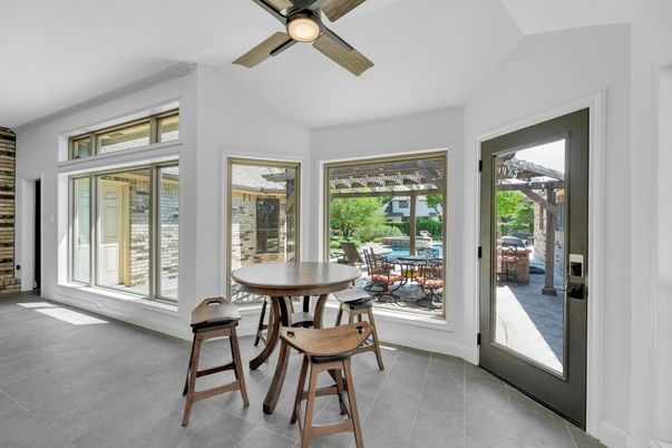 Dining room, Interior