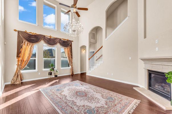 Chandelier, Fireplace, Interior, Wood Texture Flooring
