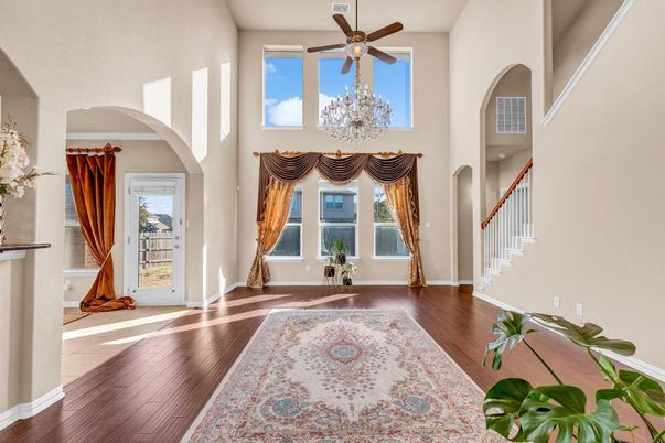 Chandelier, Interior, Wood Texture Flooring