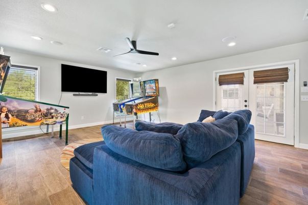 Game Room, Interior, Living room, Recessed Lighting, Wood Texture Flooring
