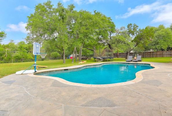 Exterior, Playground, Pool