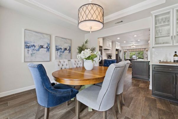Dining room, Interior, Kitchen, Recessed Lighting, Wood Texture Flooring