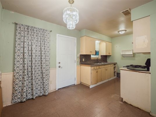 Chandelier, Interior, Kitchen