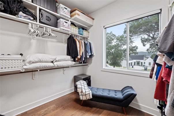 Interior, Walk-in Closets, Wood Texture Flooring