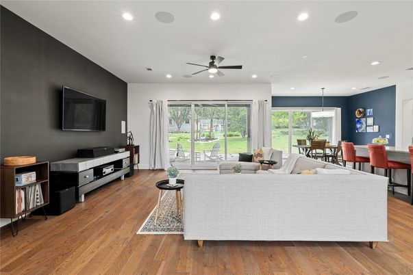 Dining room, Interior, Living room, Pendant Lights, Recessed Lighting, Wood Texture Flooring