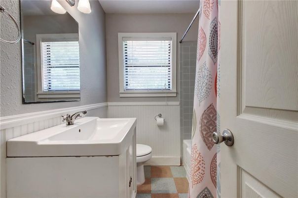 Bathroom, Interior