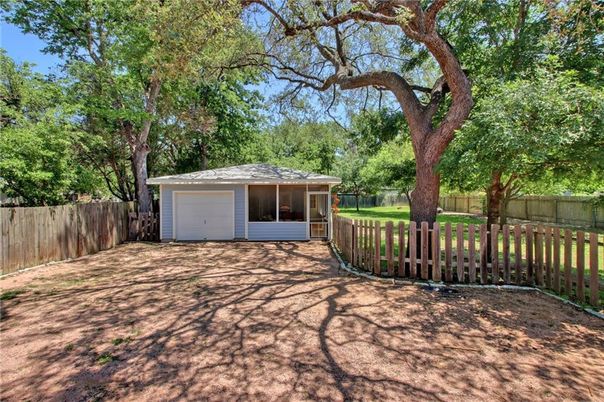 Backyard, Detached Garage, Exterior