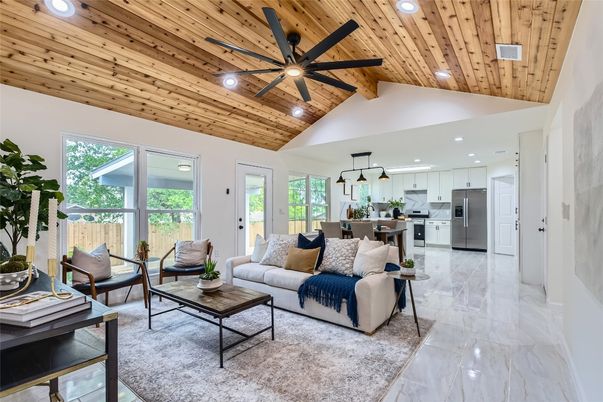 Dining room, Interior, Kitchen, Living room, Marble, Pendant Lights, Recessed Lighting, Stainless Steel Appliances, Wooden Beams, Wooden Ceilings