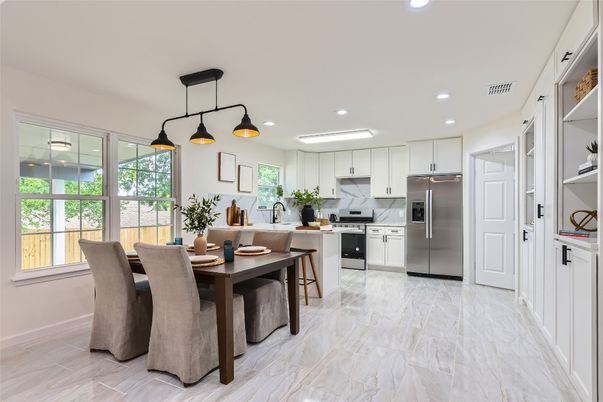 Dining room, Interior, Kitchen, Marble, Pendant Lights, Recessed Lighting, Stainless Steel Appliances