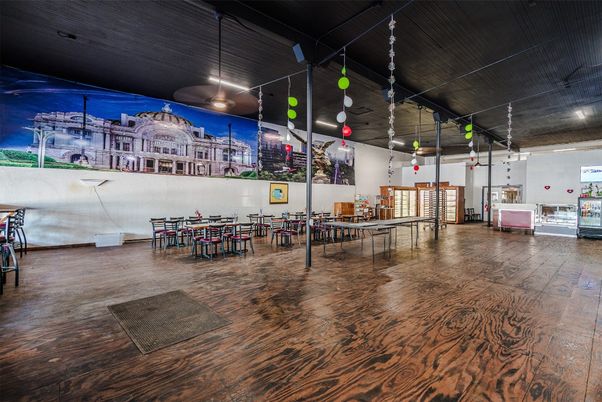 Dining room, Interior