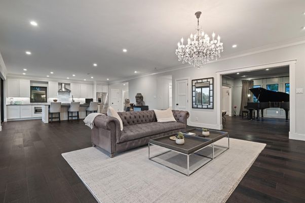 Chandelier, Interior, Kitchen, Living room, Piano, Recessed Lighting, Wood Texture Flooring