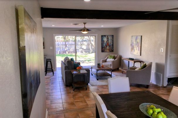 Dining room, Interior, Living room, Recessed Lighting