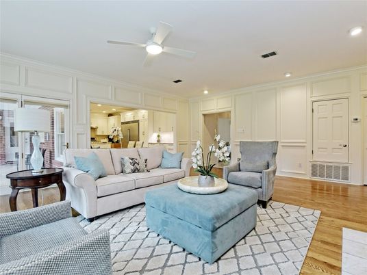 Interior, Kitchen, Living room, Recessed Lighting, Wood Texture Flooring