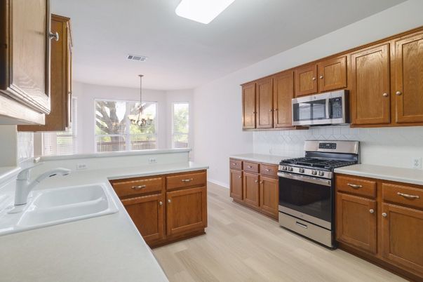 Interior, Kitchen, Pendant Lights, Wood Texture Flooring