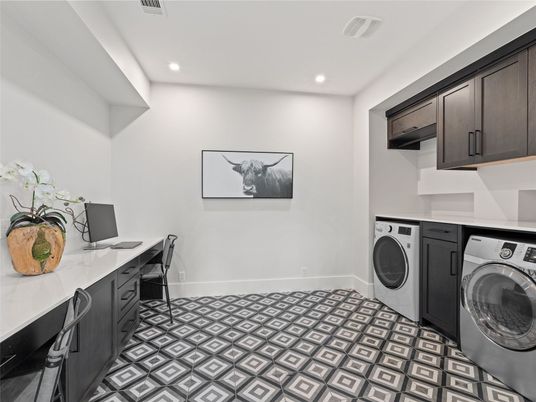 Home Office, Interior, Recessed Lighting, Washer
