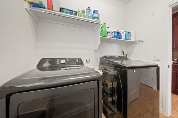 Interior, Washer