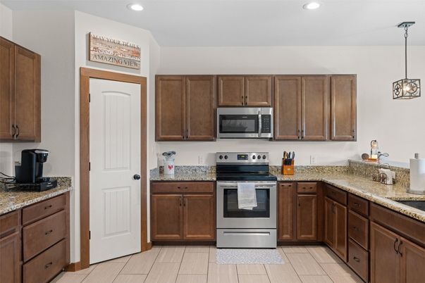 Interior, Kitchen, Pendant Lights, Recessed Lighting, Stainless Steel Appliances