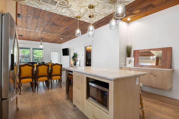 Dining room, Interior, Kitchen, Pendant Lights, Recessed Lighting, Stainless Steel Appliances, Wooden Ceilings, Wood Texture Flooring