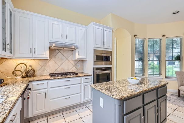 Interior, Kitchen, Stainless Steel Appliances