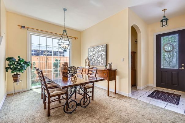 Dining room, Interior, Pendant Lights