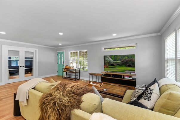 Interior, Living room, Recessed Lighting, Wood Texture Flooring