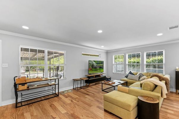 Interior, Living room, Recessed Lighting, Wood Texture Flooring